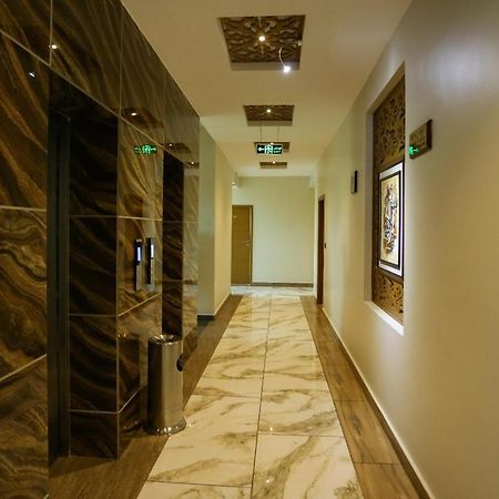 Hotel Pearl Inn Karachi Exteriör bild